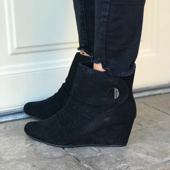 Black Distressed City Chic Wedge Ankle Boots - Picture 3 of 6